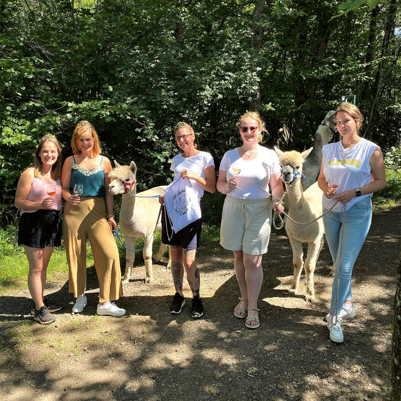 Nahe: Tierischer Besuch der Weinhoheiten