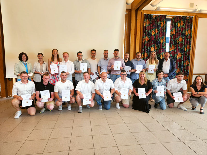 Rheinhessen: Strahlende Wirtschafter in Oppenheim
