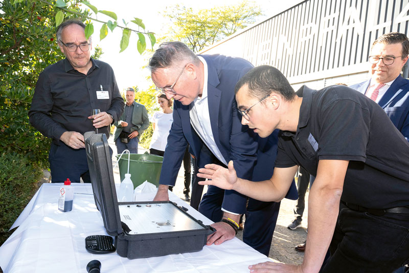 Pfalz: Schweitzer besucht den Weincampus Neustadt